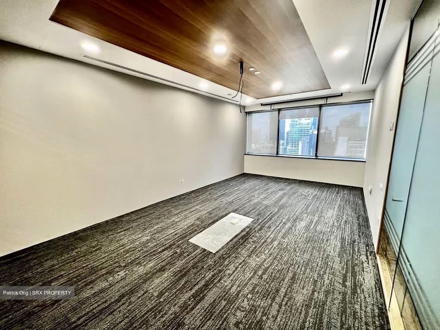 Oue Downtown (D1), Office #551908981